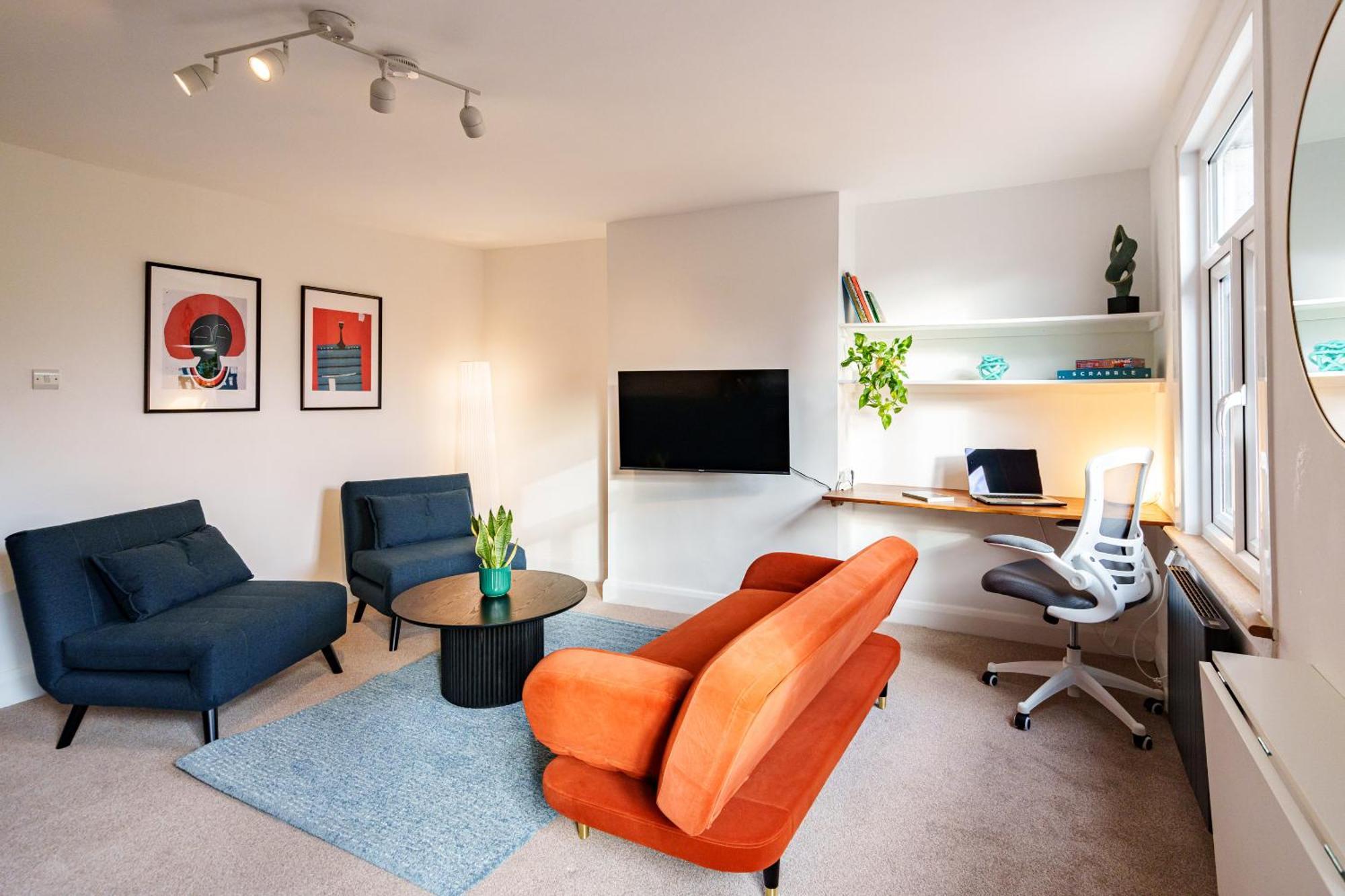 Stylish & Spacious Peckham Flat * London
